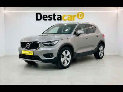 Usado Volvo XC40 Momentum 163 CV (119 kW) 2022 SUV