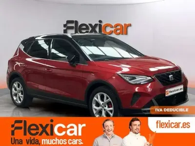 Usado Seat Arona FR 150 CV (110 kW) 2023 Rojo SUV