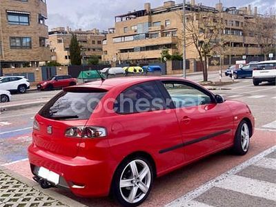 Usado Seat Ibiza FR 130 CV (95 kW) 2007 Rojo Utilitario