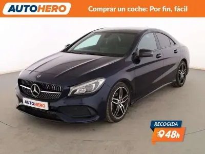 Usado Mercedes CLA200 AMG line 136 CV (100 kW) 2018 Azul Coupe