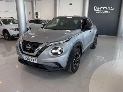 Usado Nissan Juke N-Connecta 114 HP (83 kW) 2025 Cinzento SUV