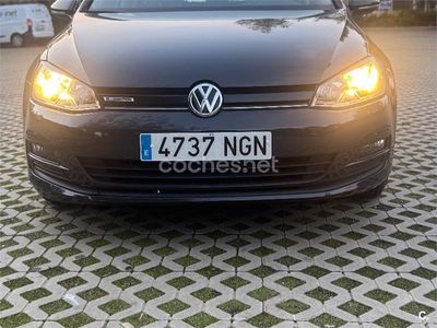 Usado VW Golf VII Business 110 CV (80 kW) 2015 Gris / plata Berlina
