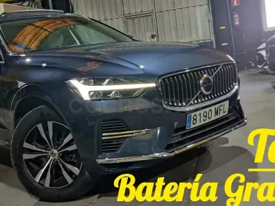 Usado Volvo XC60 Plus 350 CV (257 kW) 2023 Azul SUV