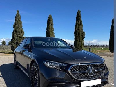 Usado Mercedes E300 320 CV (235 kW) 2024 Negro Berlina