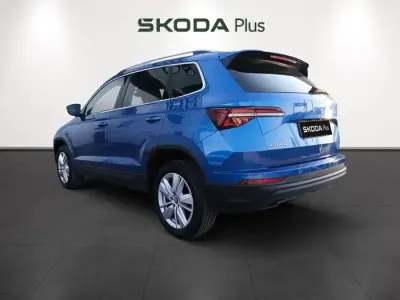 Usado Skoda Karoq Selection 150 CV (110 kW) 2025 Azul SUV