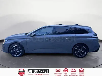 Usado Peugeot 308 SW Allure 130 CV (95 kW) 2024 Gris / plata Familiar