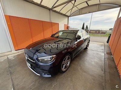 Käytetty Mercedes E220 194 HP (142 kW) 2021 Sininen Sedan
