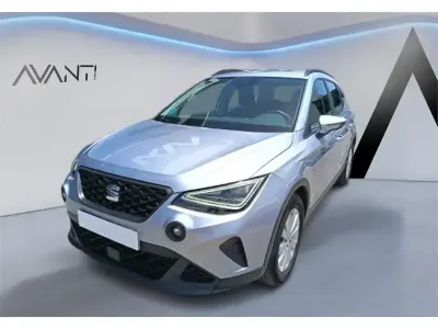 Usado Seat Arona Style 110 CV (80 kW) 2022 Gris SUV