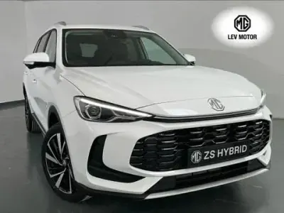 Usado MG ZS Luxury 197 CV (144 kW) 2025 Blanco SUV