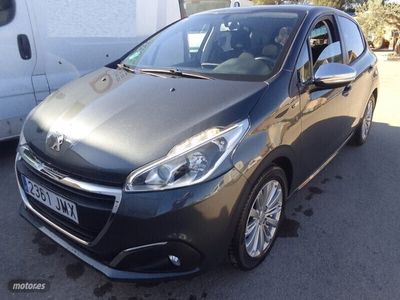 usado Peugeot 208 STYLE 1.6 HDI.