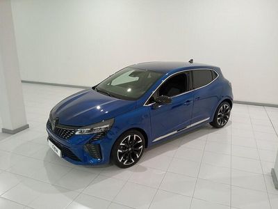 Begagnad Renault Clio V Techno 90 HK (66 kW) 2023 Blå Sedan
