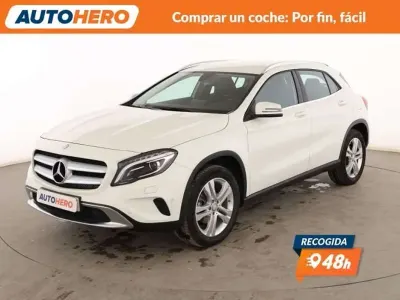 Usado Mercedes GLA200 Urban 156 CV (114 kW) 2016 Blanco SUV