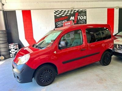 Usado Renault Kangoo 70 CV (51 kW) 2012 Rojo Monovolumen