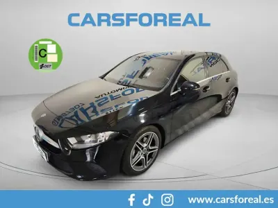 Usado Mercedes A200 163 CV (119 kW) 2018 Negro Utilitario