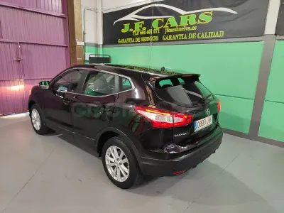Usado Nissan Qashqai Acenta 115 CV (84 kW) 2016 Azul SUV