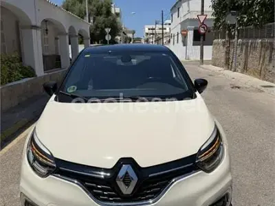Usado Renault Captur Zen 120 CV (88 kW) 2018 Blanco SUV