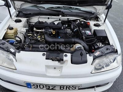 Usado Peugeot 306 71 CV (52 kW) 2001 Blanco Familiar