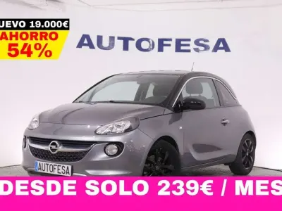 Usado Opel Adam Rocks 87 CV (63 kW) 2018 Gris Utilitario
