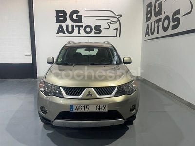 Beige Usado 2007 Mitsubishi Outlander Intense SUV | 6999 € (Precio justo)