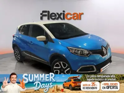 Usado Renault Captur Intens 90 CV (66 kW) 2016 Azul SUV
