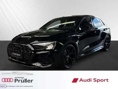 Usado Audi RS3 Sportback 400 CV (294 kW) 2022 Negro Utilitario