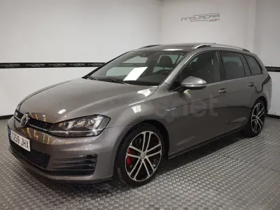 Usado VW Golf VII GTD 184 CV (135 kW) 2015 Gris / plata Familiar