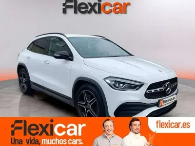 Usado Mercedes GLA200 150 CV (110 kW) 2020 Blanco SUV