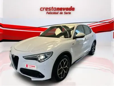 Usado Alfa Romeo Stelvio Sprint 190 CV (139 kW) 2021 Blanco SUV
