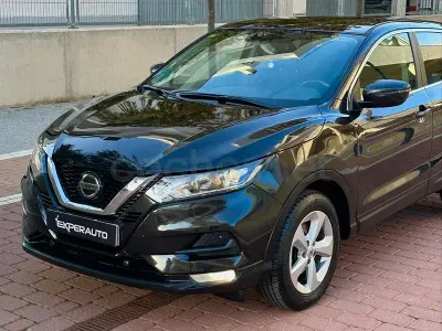 Begagnad Nissan Qashqai Acenta 115 HK (84 kW) 2018 Svart SUV