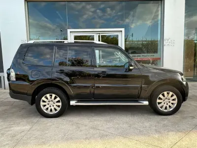 Usado Mitsubishi Montero 170 CV (125 kW) 2007 Negro SUV