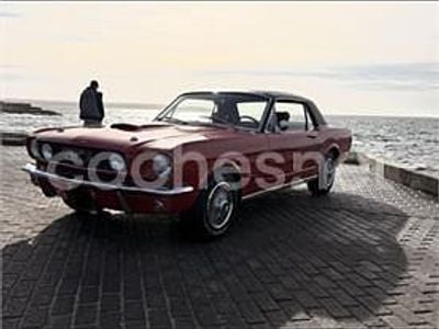 Usado Ford Mustang Fastback 314 CV (230 kW) 2015 Rojo Coupe