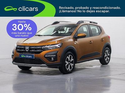 Usado Dacia Sandero Comfort 91 CV (66 kW) 2022 Naranja Berlina