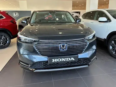 Usado Honda HR-V Advance 131 CV (96 kW) 2022 Gris / plata SUV