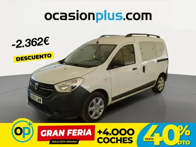 Usado Dacia Dokker Essentiel 109 CV (80 kW) 2021 Blanco Monovolumen