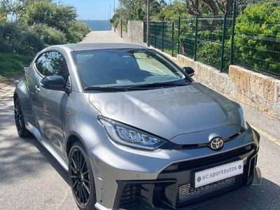 Używany Toyota Yaris 280 KM (205 kW) 2025 Szary Hatchback
