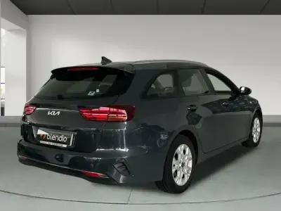 Occasion Kia Ceed 120 PK (88 kW) 2023 Grijs Hatchback