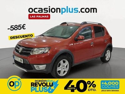 Usado Dacia Sandero Stepway 90 CV (66 kW) 2016 Rojo