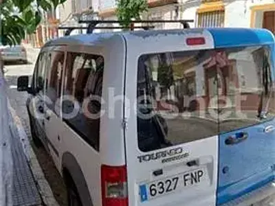 Usado Ford Transit Connect Trend 95 HP (69 kW) 2015 Branco Monovolume