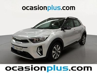Usado Kia Stonic 120 CV (88 kW) 2021 Gris plata SUV