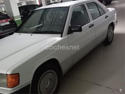 Usado Mercedes 190 109 CV (80 kW) 1992 Blanco Berlina