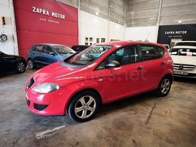 Occasion Seat Altea Reference 105 PK (77 kW) 2008 Rood MPV
