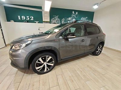 Usado Peugeot 2008 Allure 130 CV (95 kW) 2019 Gris / plata SUV