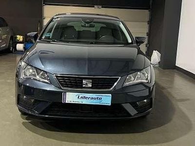 Usado Seat Leon Style 116 CV (85 kW) 2019 Azul Utilitario