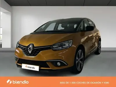 Usado Renault Scénic Zen 110 CV (80 kW) 2018 Otro
