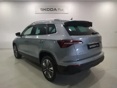 Nuevo Skoda Karoq Selection 150 CV (110 kW) 2026 Gris SUV