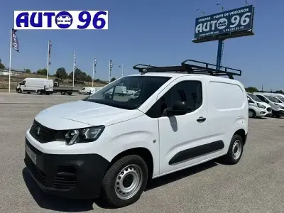 Usado Peugeot Partner 75 CV (55 kW) 2022 Blanco Monovolumen