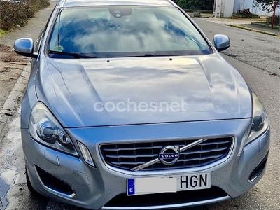 Begagnad Volvo V60 163 HK (119 kW) 2011 Blå Kombi