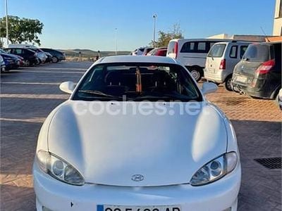 Usado Hyundai Coupé 114 CV (83 kW) 1999 Blanco Coupe