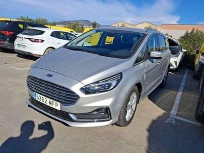 Begagnad Ford S-MAX Titanium 190 HK (139 kW) 2023 Silver Minibuss