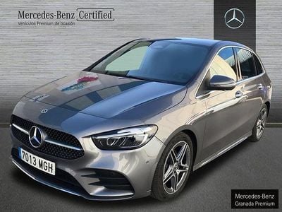 Gris Usado 2022 Mercedes B180 AMG line Monovolumen | 28.900 € (Un poco caro)